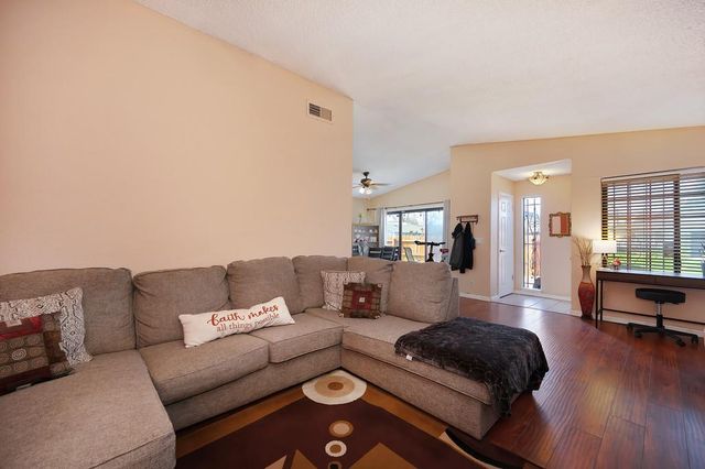 3100 Funston Dr, Sacramento, CA 95833