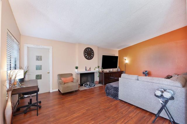 3100 Funston Dr, Sacramento, CA 95833