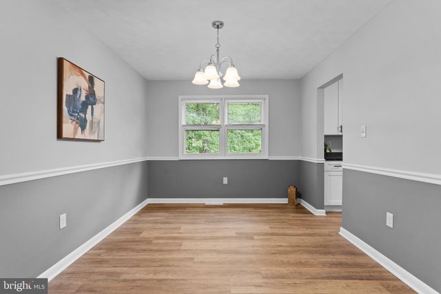 2228 KOHN RD, Harrisburg, PA 17110