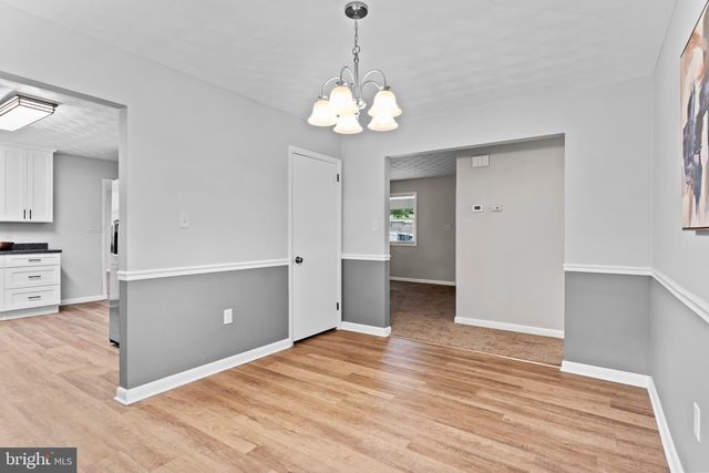 2228 KOHN RD, Harrisburg, PA 17110