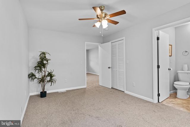 2228 KOHN RD, Harrisburg, PA 17110