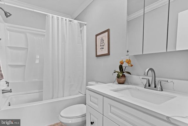 2228 KOHN RD, Harrisburg, PA 17110