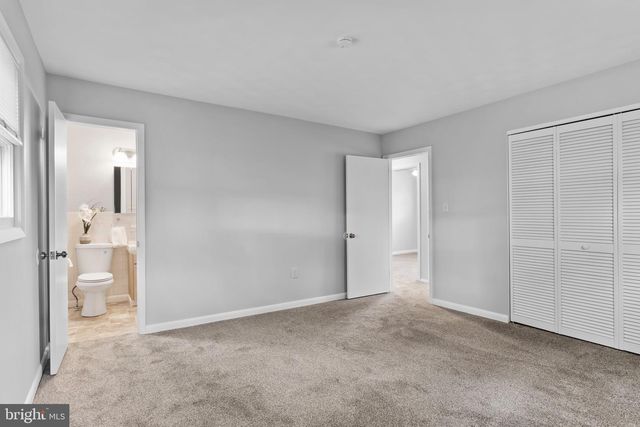 2228 KOHN RD, Harrisburg, PA 17110