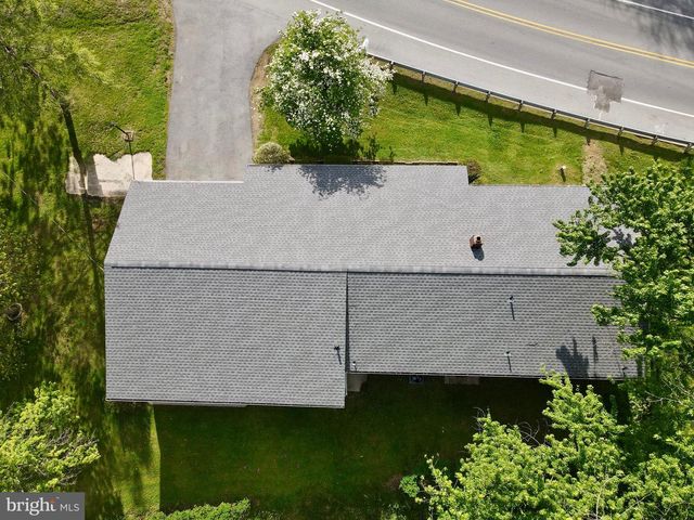 2228 KOHN RD, Harrisburg, PA 17110