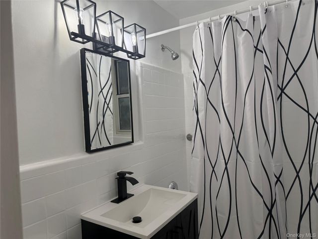 530 Dubois Avenue 7C, Valley Stream, NY 11581