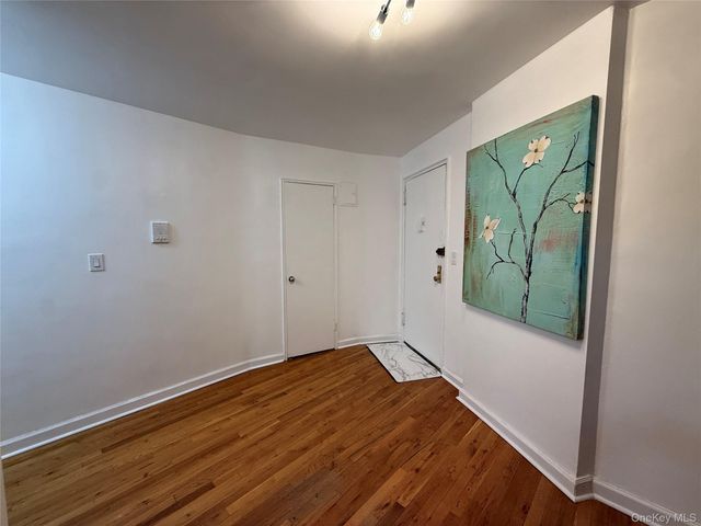 530 Dubois Avenue 7C, Valley Stream, NY 11581