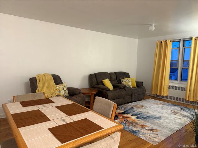 530 Dubois Avenue 7C, Valley Stream, NY 11581