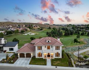 1083 E Chardie Rd, Boise, ID 83702