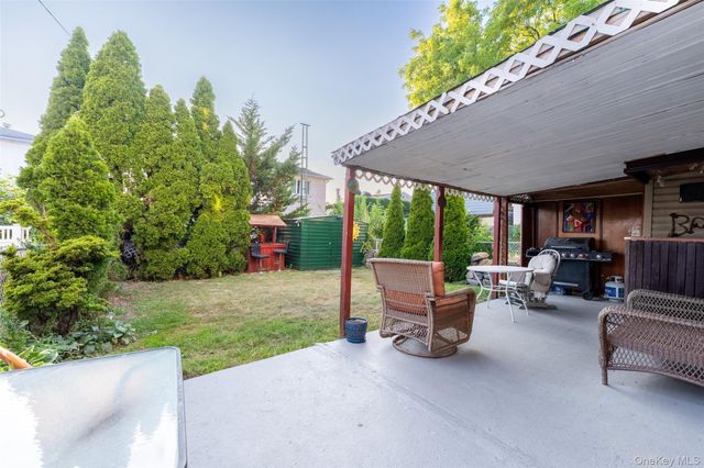 2312 121st Street, College Point, NY 11356