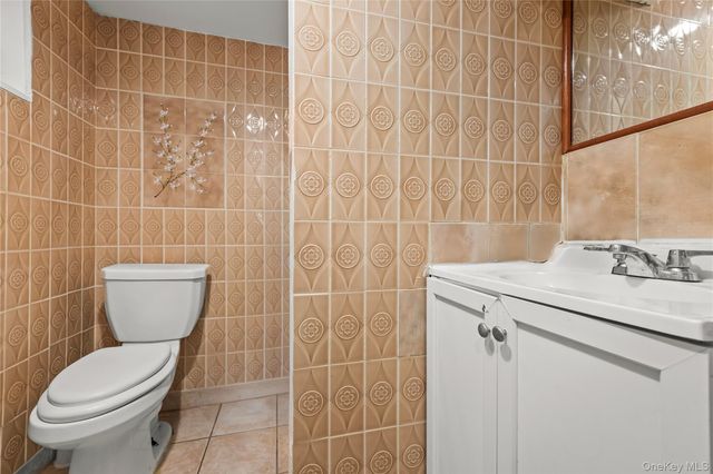 2312 121st Street, College Point, NY 11356