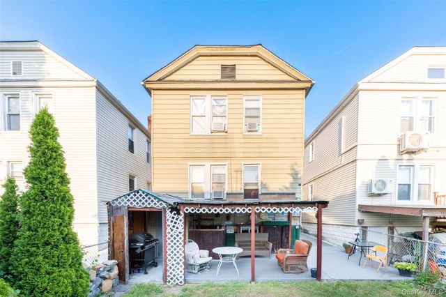 2312 121st Street, College Point, NY 11356