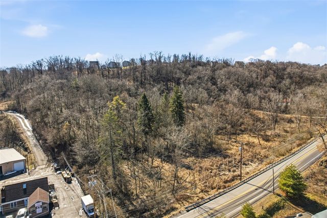 1103 Mount Nebo Rd, Pittsburgh, PA 15237