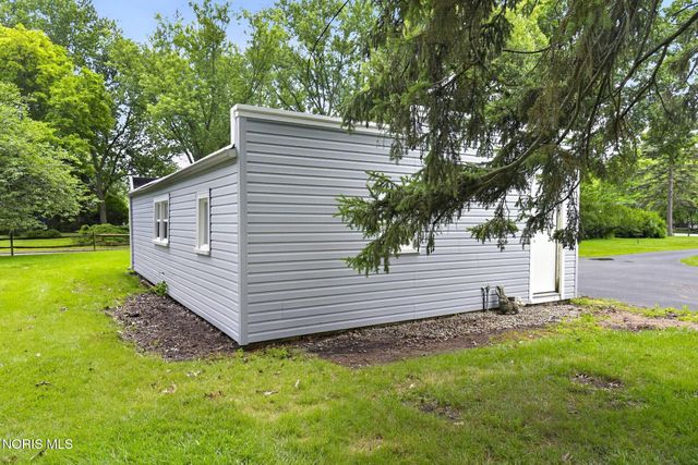 1655 Eastgate Road, Toledo, OH 43614