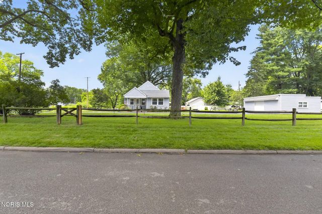 1655 Eastgate Road, Toledo, OH 43614