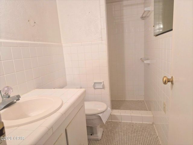 853 1st Street, Chipley, FL 32428