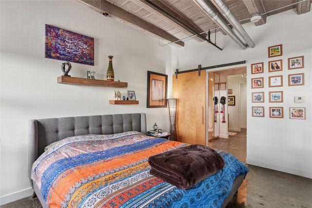 112 11th Street 503, Des Moines, IA 50309