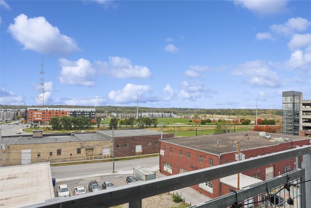 112 11th Street 503, Des Moines, IA 50309