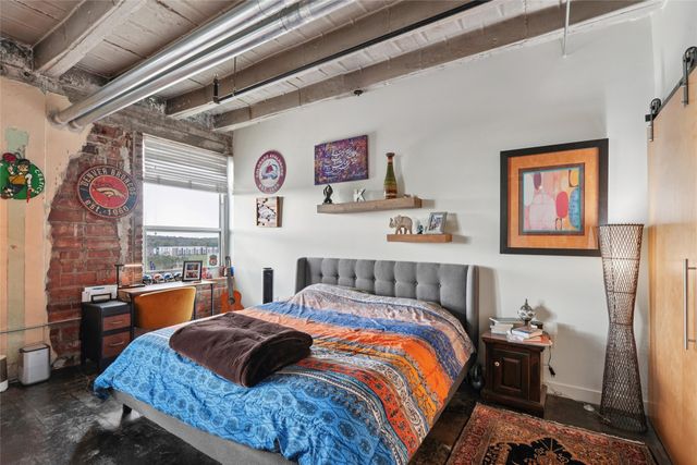 112 11th Street 503, Des Moines, IA 50309