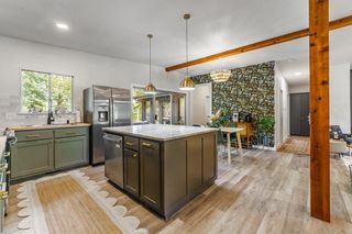11 Sheneman Drive, Bella Vista, AR 72715
