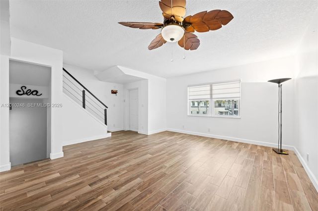 343 Virginia St, Hollywood, FL 33019