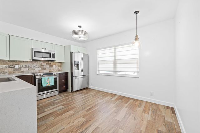 343 Virginia St, Hollywood, FL 33019
