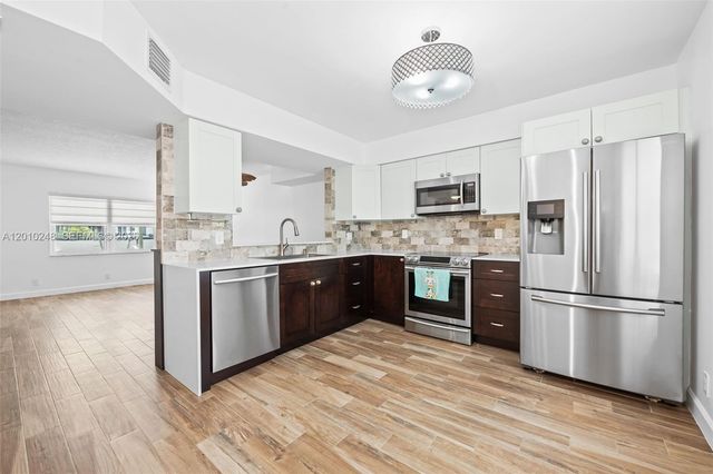 343 Virginia St, Hollywood, FL 33019