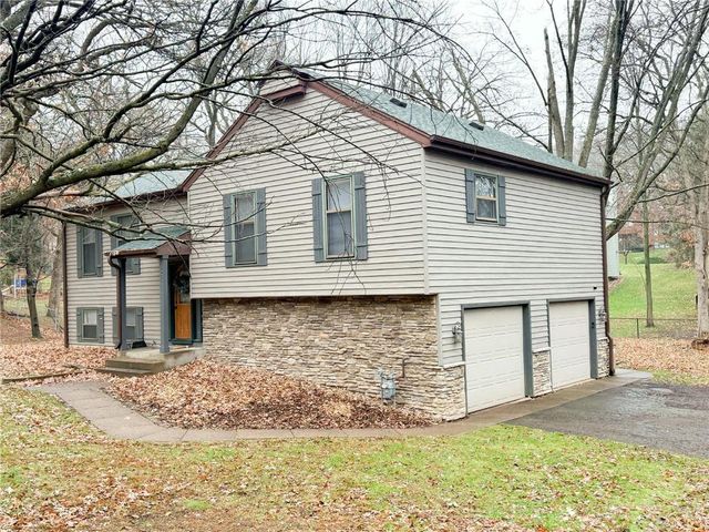 3611 Golf Road, Eau Claire, WI 54701