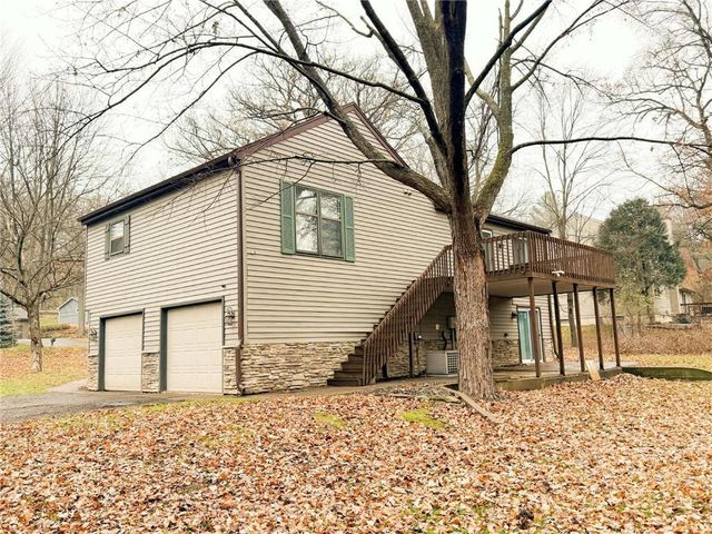 3611 Golf Road, Eau Claire, WI 54701