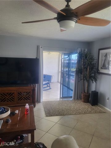 4520 SE 6th PL 2A, Cape Coral, FL 33904