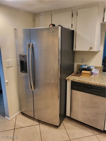 4520 SE 6th PL 2A, Cape Coral, FL 33904