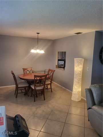 4520 SE 6th PL 2A, Cape Coral, FL 33904