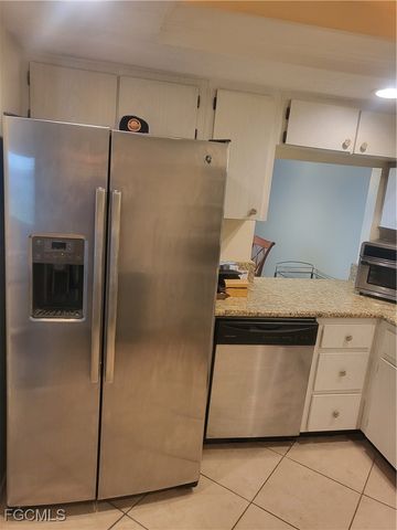 4520 SE 6th PL 2A, Cape Coral, FL 33904