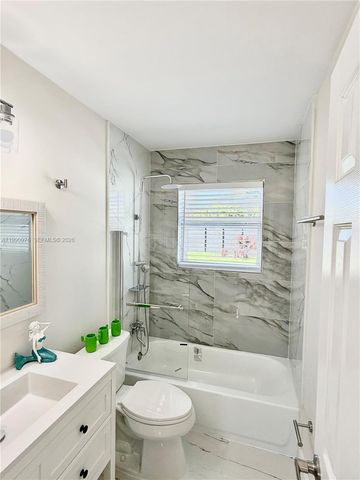 4731 NW 11th St, Lauderhill, FL 33313