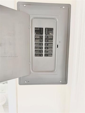 4731 NW 11th St, Lauderhill, FL 33313