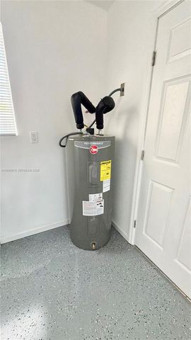 4731 NW 11th St, Lauderhill, FL 33313