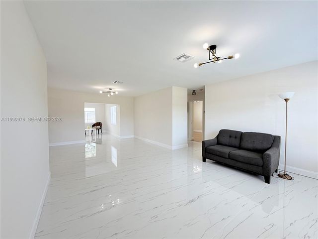 4731 NW 11th St, Lauderhill, FL 33313