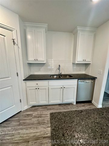 102 Section Line, Calera, OK 74730