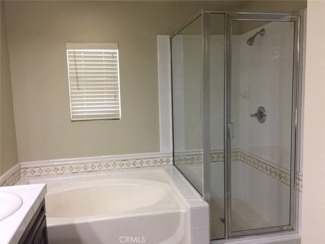 1800 Oak Street 203, Torrance, CA 90501