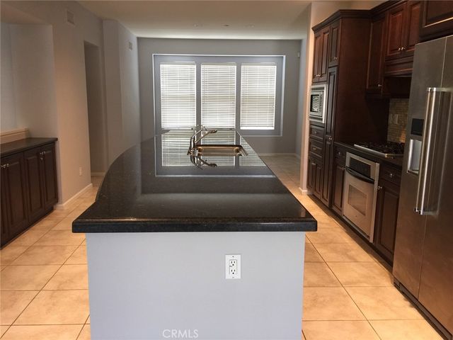 1800 Oak Street 203, Torrance, CA 90501