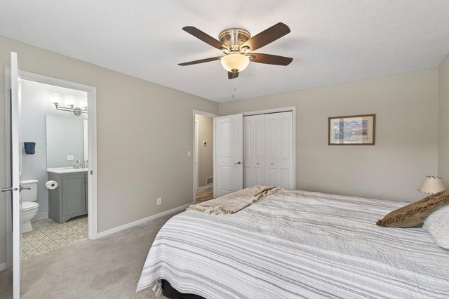 3979 Woodview Drive, Vadnais Heights, MN 55127