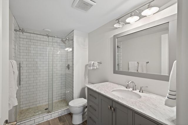 3979 Woodview Drive, Vadnais Heights, MN 55127