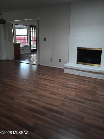 7127 E Calle Arturo, Tucson, AZ 85710