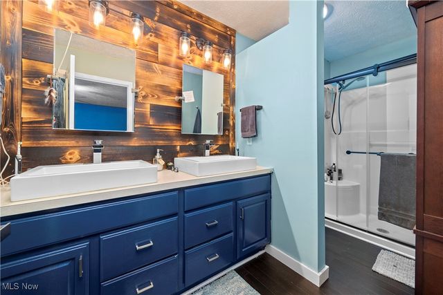 9584 Taberna Lane, Olmsted Twp, OH 44138