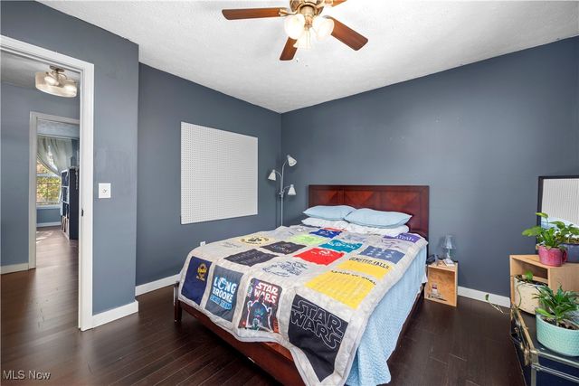 9584 Taberna Lane, Olmsted Twp, OH 44138