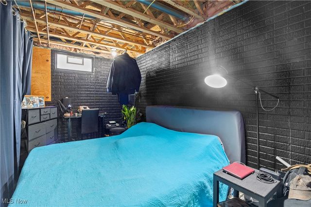 9584 Taberna Lane, Olmsted Twp, OH 44138