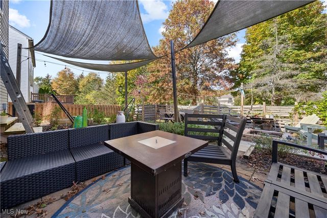 9584 Taberna Lane, Olmsted Twp, OH 44138