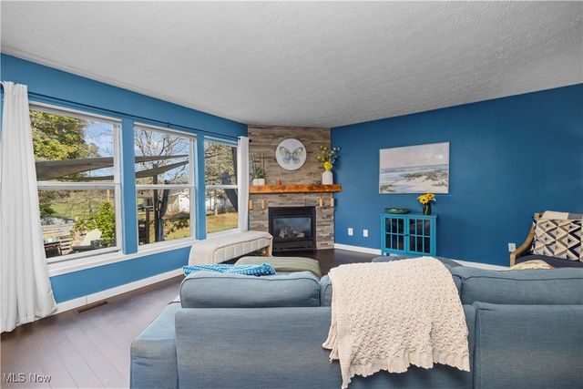 9584 Taberna Lane, Olmsted Twp, OH 44138