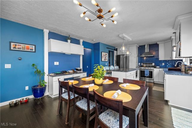 9584 Taberna Lane, Olmsted Twp, OH 44138