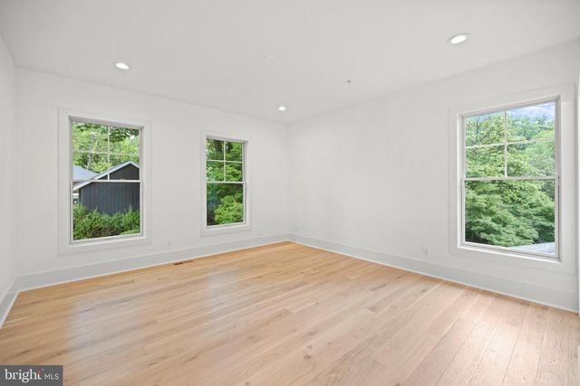 8609 WOODBROOK LN, Chevy Chase, MD 20815