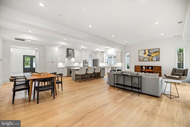 8609 WOODBROOK LN, Chevy Chase, MD 20815